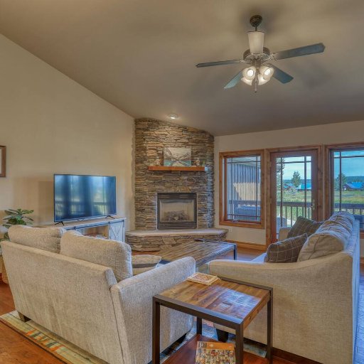 Pet-Friendly Pagosa Peak Luxury Home