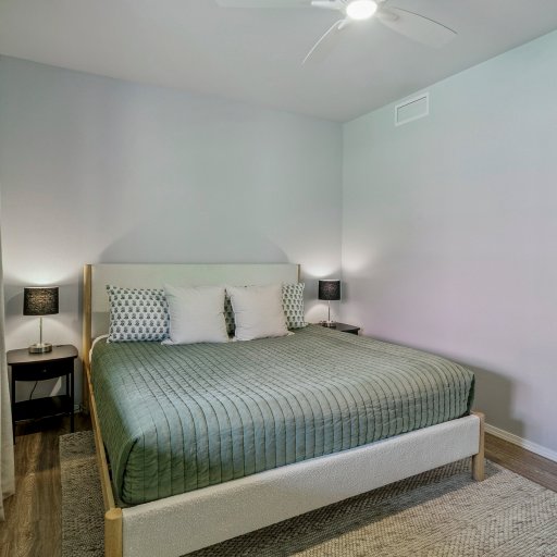Downstairs Bedroom w/ King Bed 