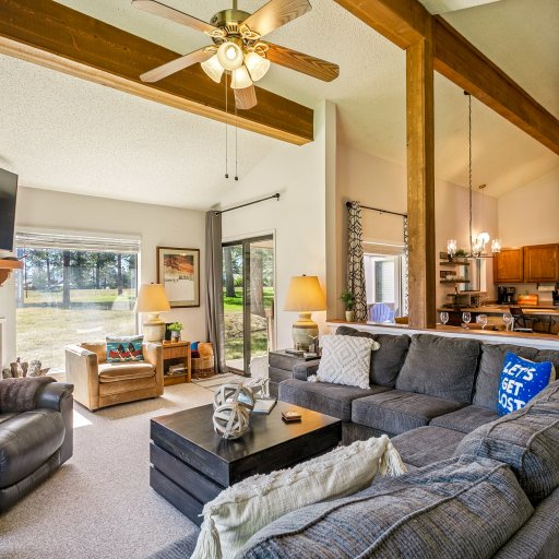 Uptown Summit Suite Condo